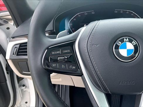 Used 2021 BMW 540i w/ Premium Package RWD image 20