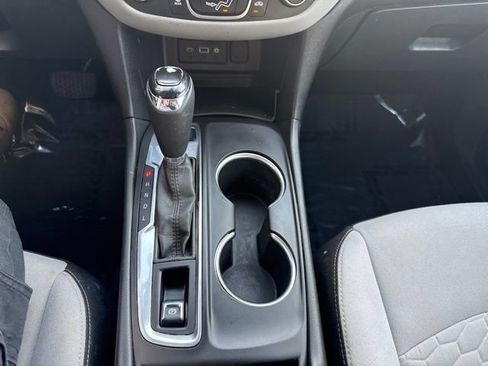 Used 2020 Chevrolet Equinox LS w/ LS Convenience Package AWD/4WD image 14