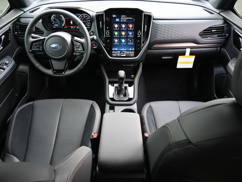 Used 2025 Subaru Forester Touring image 32