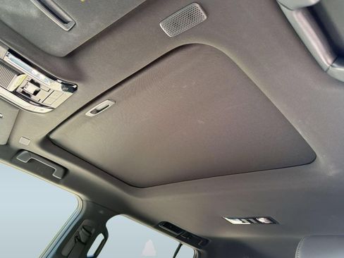 Used 2024 Lexus GX 550 w/ Accessory Package (Z1) AWD/4WD image 22
