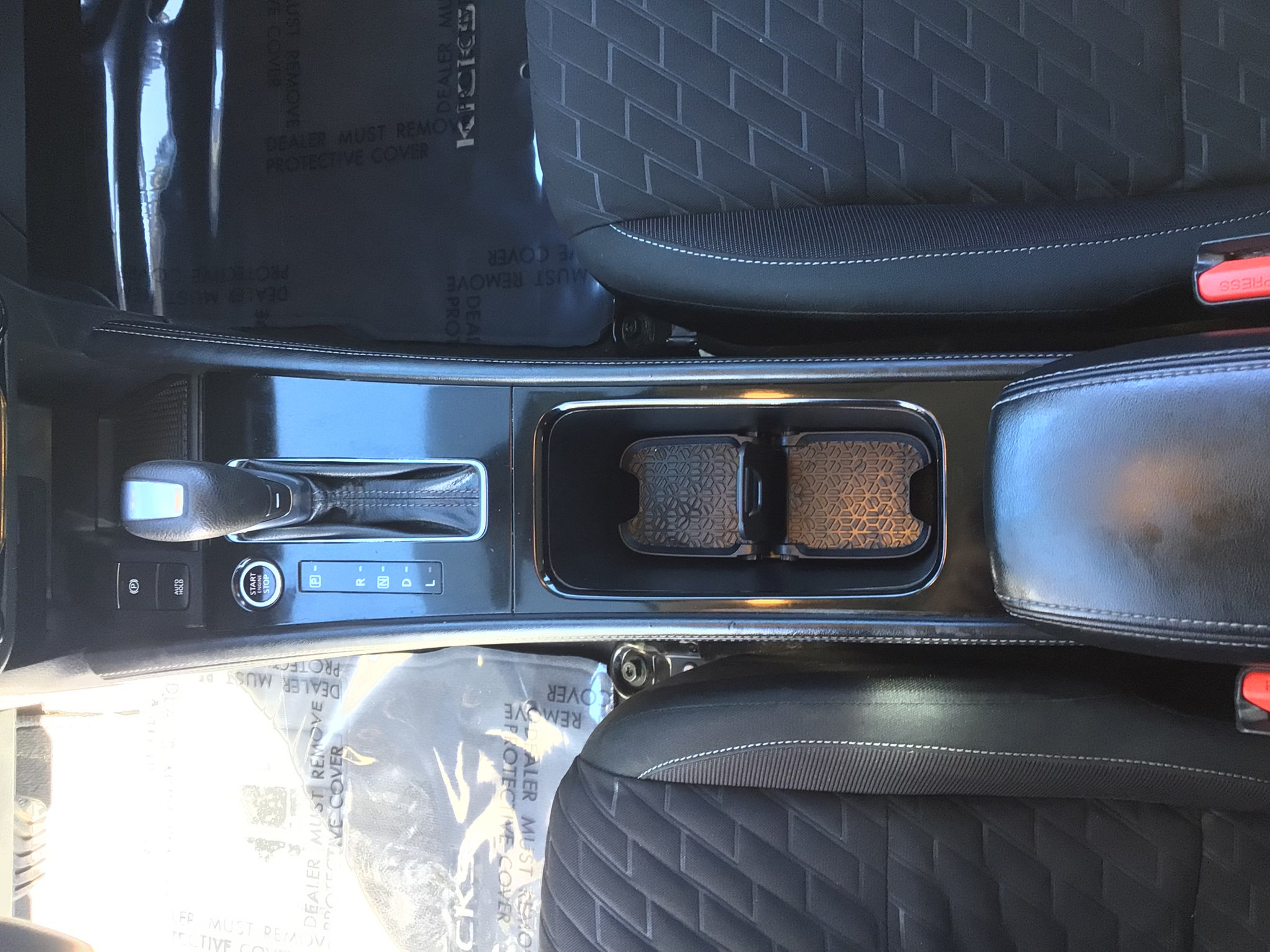 Used 2021 Nissan Kicks SV FWD image 14