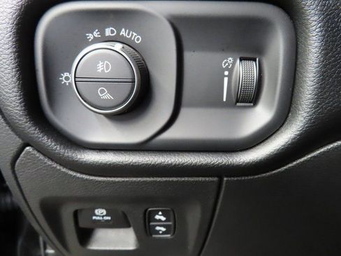 Used 2022 RAM 1500 Rebel w/ Night Edition image 45