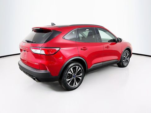 Used 2022 Ford Escape SE w/ SE Sport Appearance Package image 8