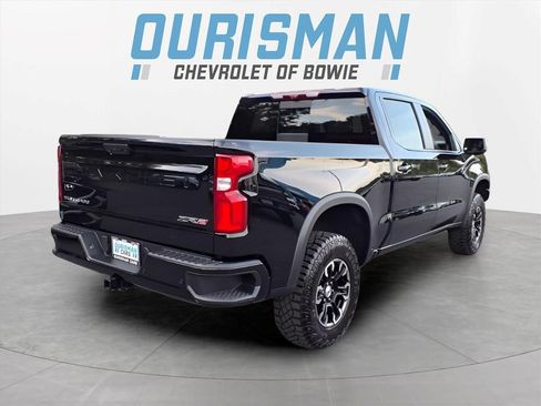 Used 2022 Chevrolet Silverado 1500 ZR2 w/ Technology Package AWD/4WD image 3