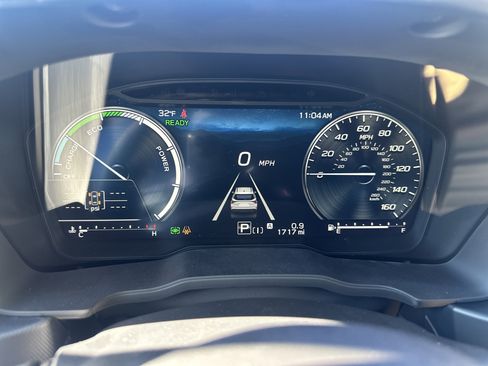 Used 2025 Subaru Forester Touring w/ Touring Package image 16