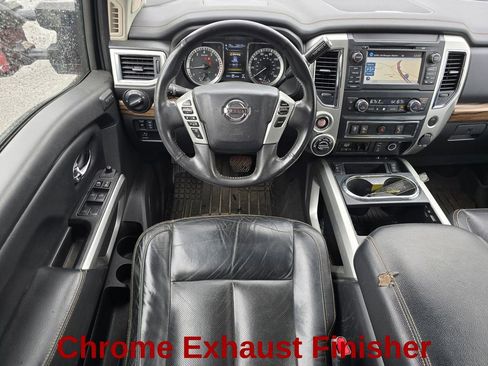 Used 2017 Nissan Titan SL w/ Chrome Package AWD/4WD image 17