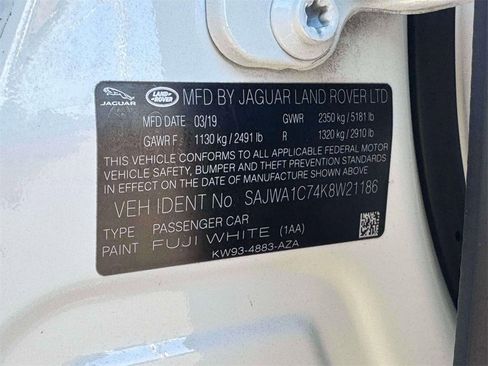 Used 2019 Jaguar XJ R-Sport image 21