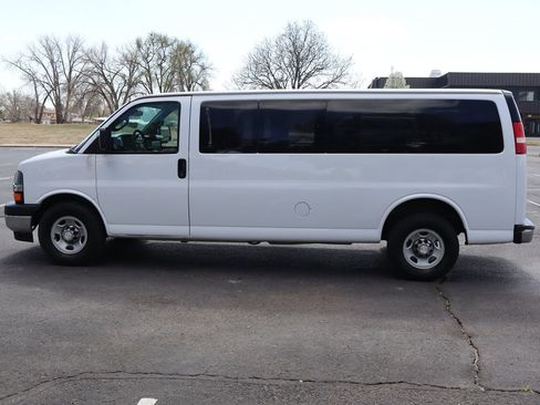 Used 2017 Chevrolet Express 3500 LT w/ LT Preferred Equipment Group image 9