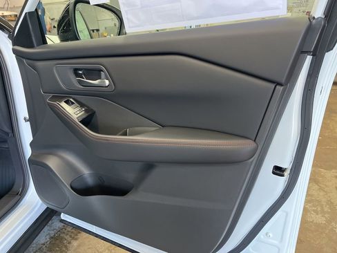 New 2026 Nissan Rogue SV AWD/4WD image 24