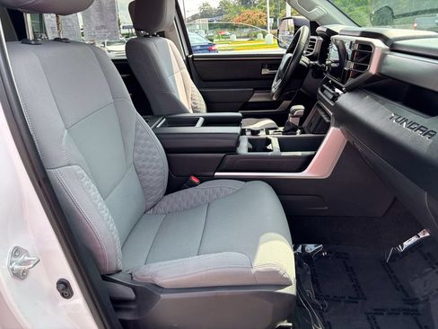 Used 2024 Toyota Tundra SR5 w/ SR5 Convenience Package AWD/4WD image 37