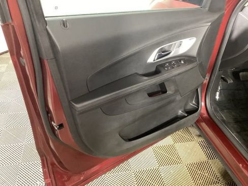 Used 2017 Chevrolet Equinox LT image 15