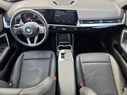 Used 2025 BMW X1 xDrive28i AWD/4WD image 12