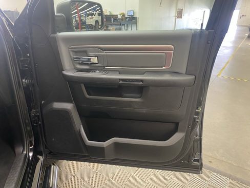 Used 2022 RAM 1500 Classic SLT w/ Electronics Group image 41