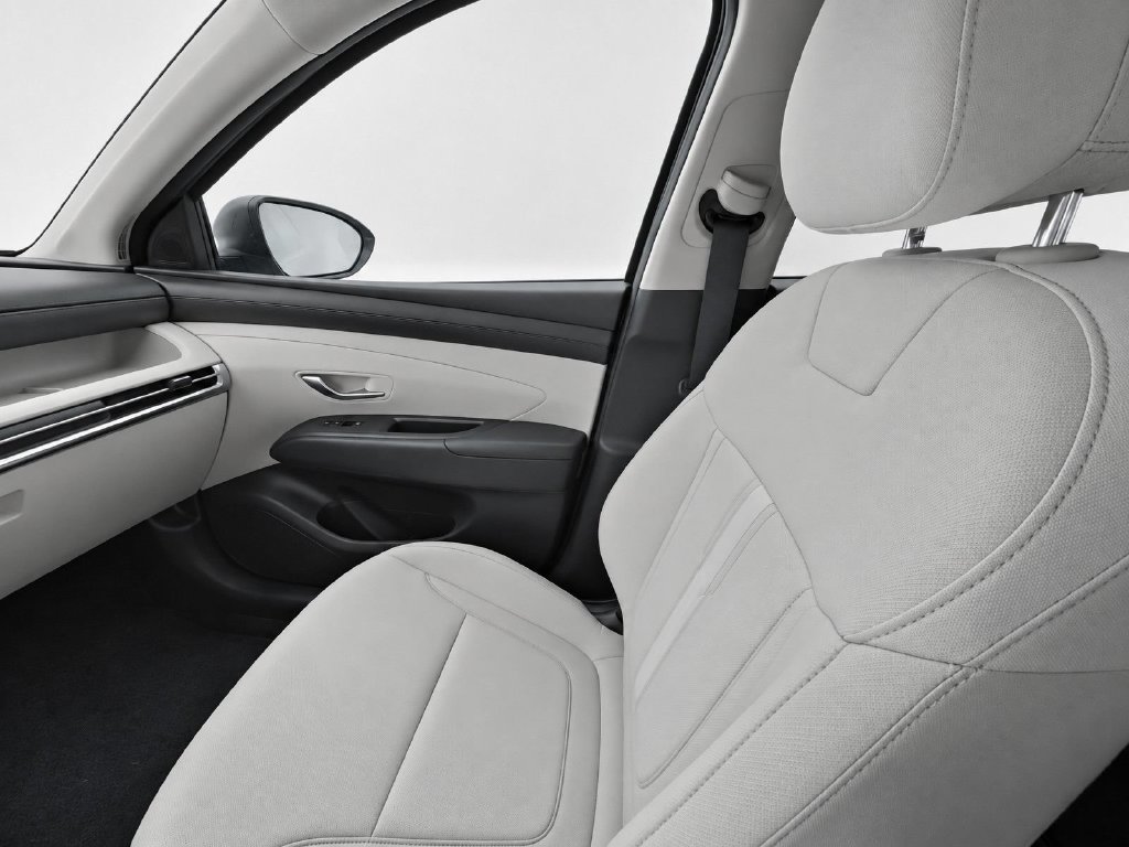 Used 2025 Hyundai Tucson SEL AWD/4WD image 30