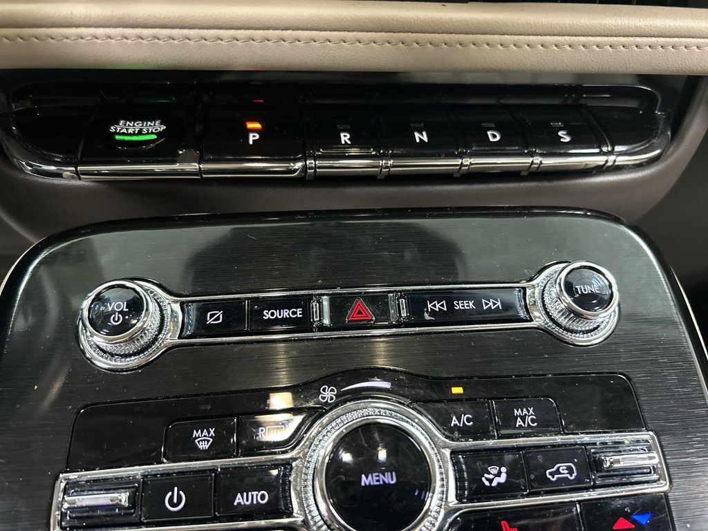 Used 2022 Lincoln Nautilus AWD w/ Premium Package image 18