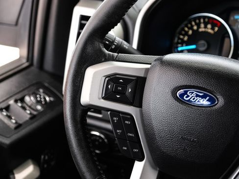 Used 2019 Ford F150 Lariat AWD/4WD image 14