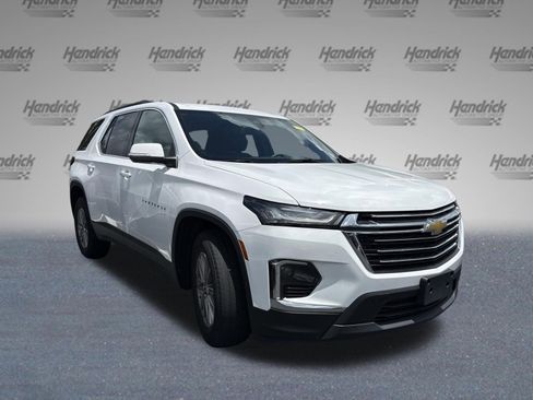 Used 2023 Chevrolet Traverse LT AWD/4WD image 2