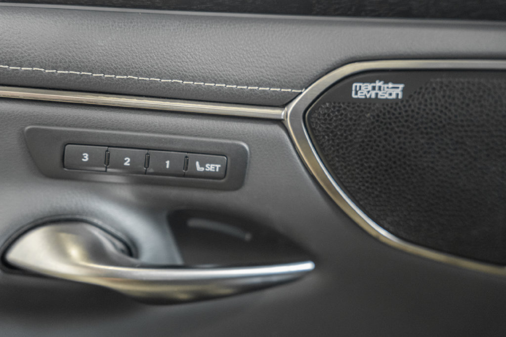 Used 2024 Lexus ES 350 w/ Accessory Package (Z2) FWD image 40