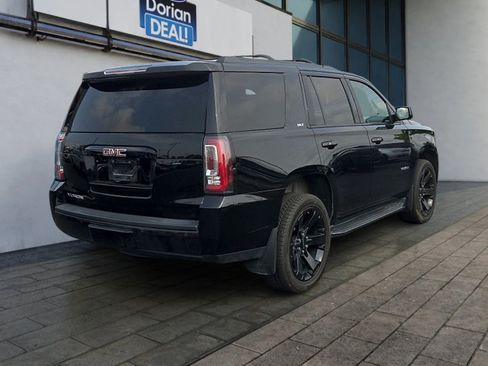 Used 2019 GMC Yukon SLT w/ Graphite Performance Edition AWD/4WD image 3
