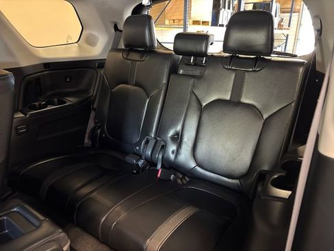 Used 2023 Honda Pilot Touring image 24