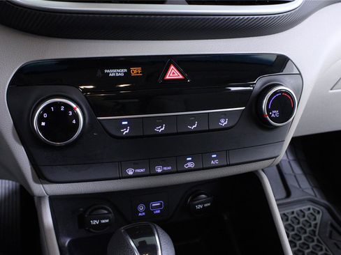 Used 2019 Hyundai Tucson SE AWD/4WD image 27