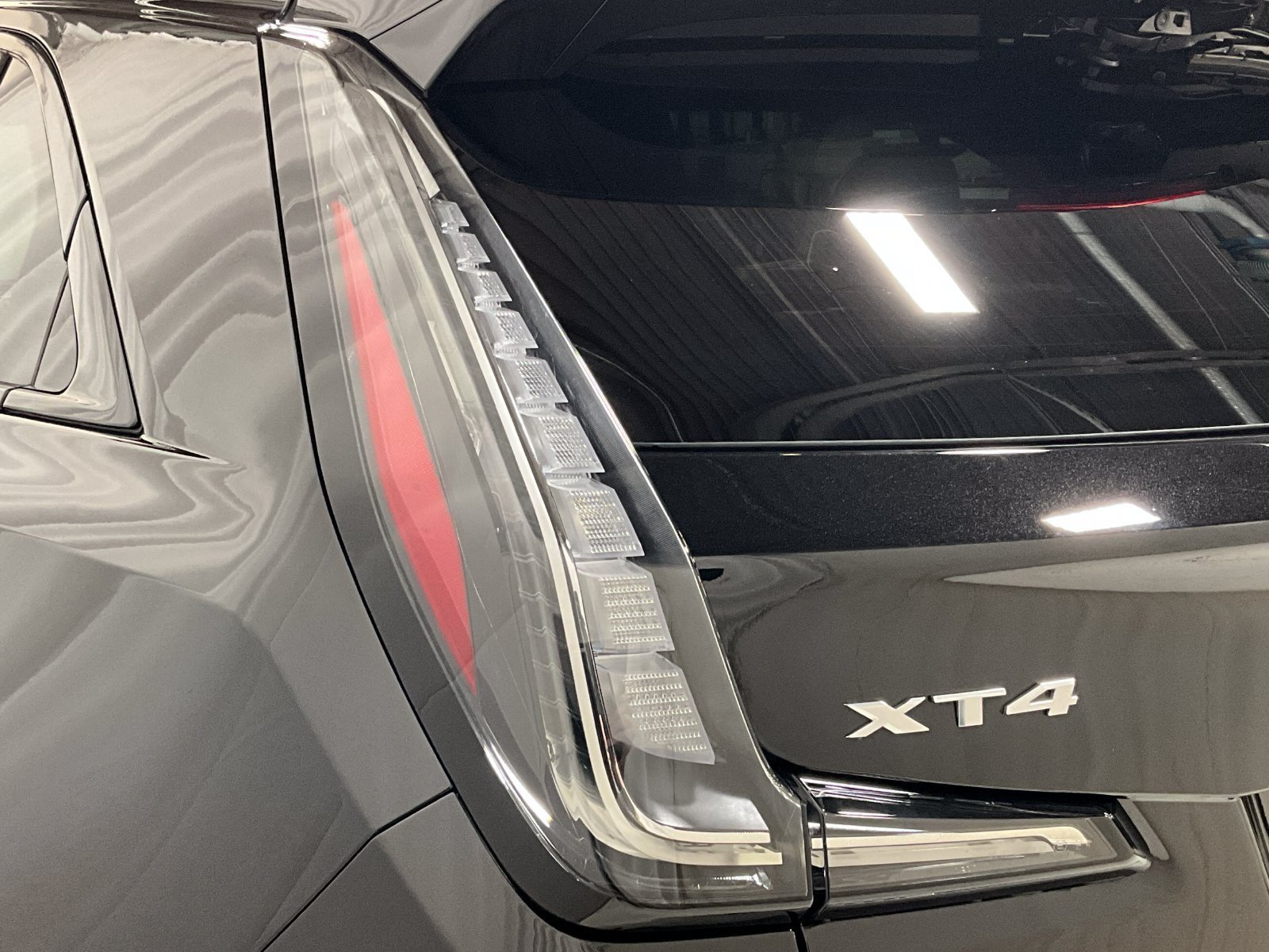 Used 2025 Cadillac XT4 Sport AWD/4WD image 26