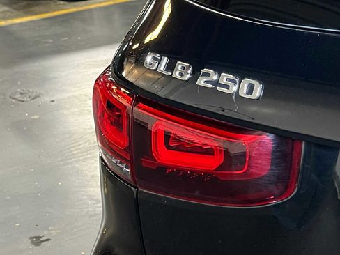 Certified 2023 Mercedes-Benz GLB 250 4MATIC image 15