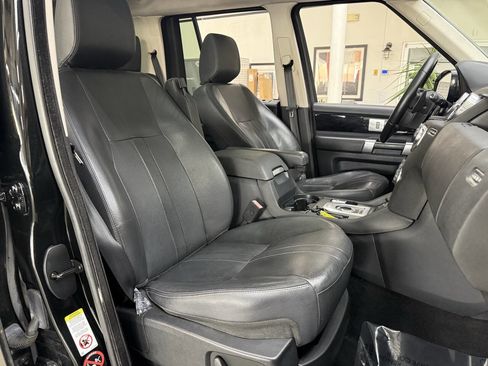 Used 2014 Land Rover LR4 HSE image 18