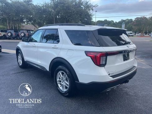 New 2025 Ford Explorer Active w/ Active Comfort Package image 5