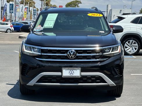 Used 2023 Volkswagen Atlas SE w/ Panoramic Sunroof Package FWD image 9