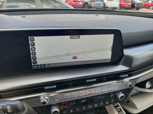 Used 2025 Kia Telluride S FWD image 22