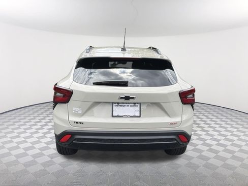 New 2026 Chevrolet Trax RS w/ Driver Confidence Package FWD image 6