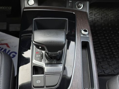 Used 2023 Audi Q5 2.0T Premium Plus w/ Premium Plus Package AWD/4WD image 55