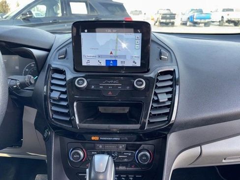 Used 2020 Ford Transit Connect Titanium w/ Trailer Tow Package image 8