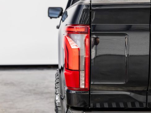 Used 2025 Ford F150 Platinum AWD/4WD image 19