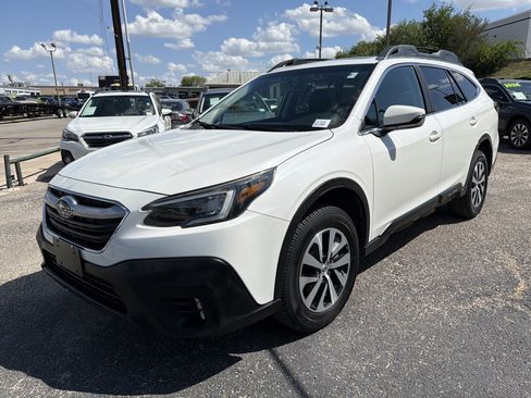 Used 2020 Subaru Outback Premium w/ Popular Package #1 AWD/4WD image 7