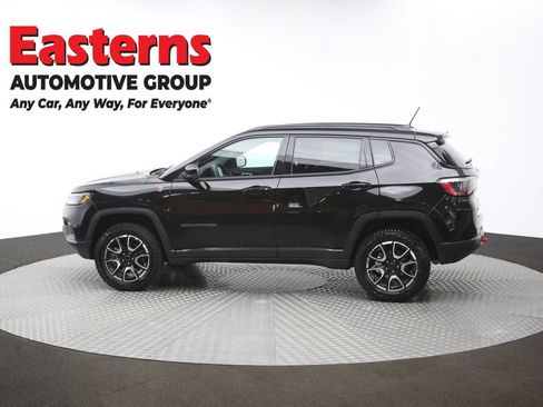 Used 2025 Jeep Compass Trailhawk AWD/4WD image 62
