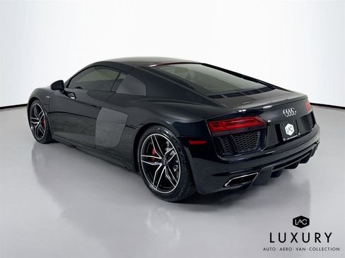 Used 2017 Audi R8 V10 image 8