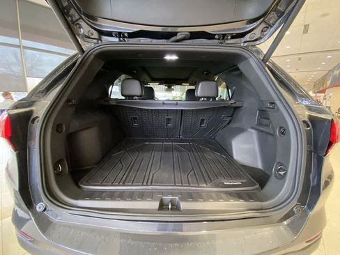 Used 2022 Chevrolet Equinox Premier image 25