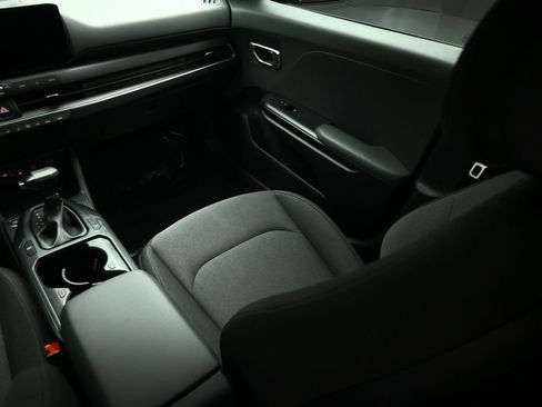 Certified 2025 Kia K4 LXS FWD image 46