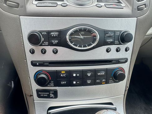 Used 2009 INFINITI G37 x Sedan w/ Premium Pkg AWD/4WD image 27