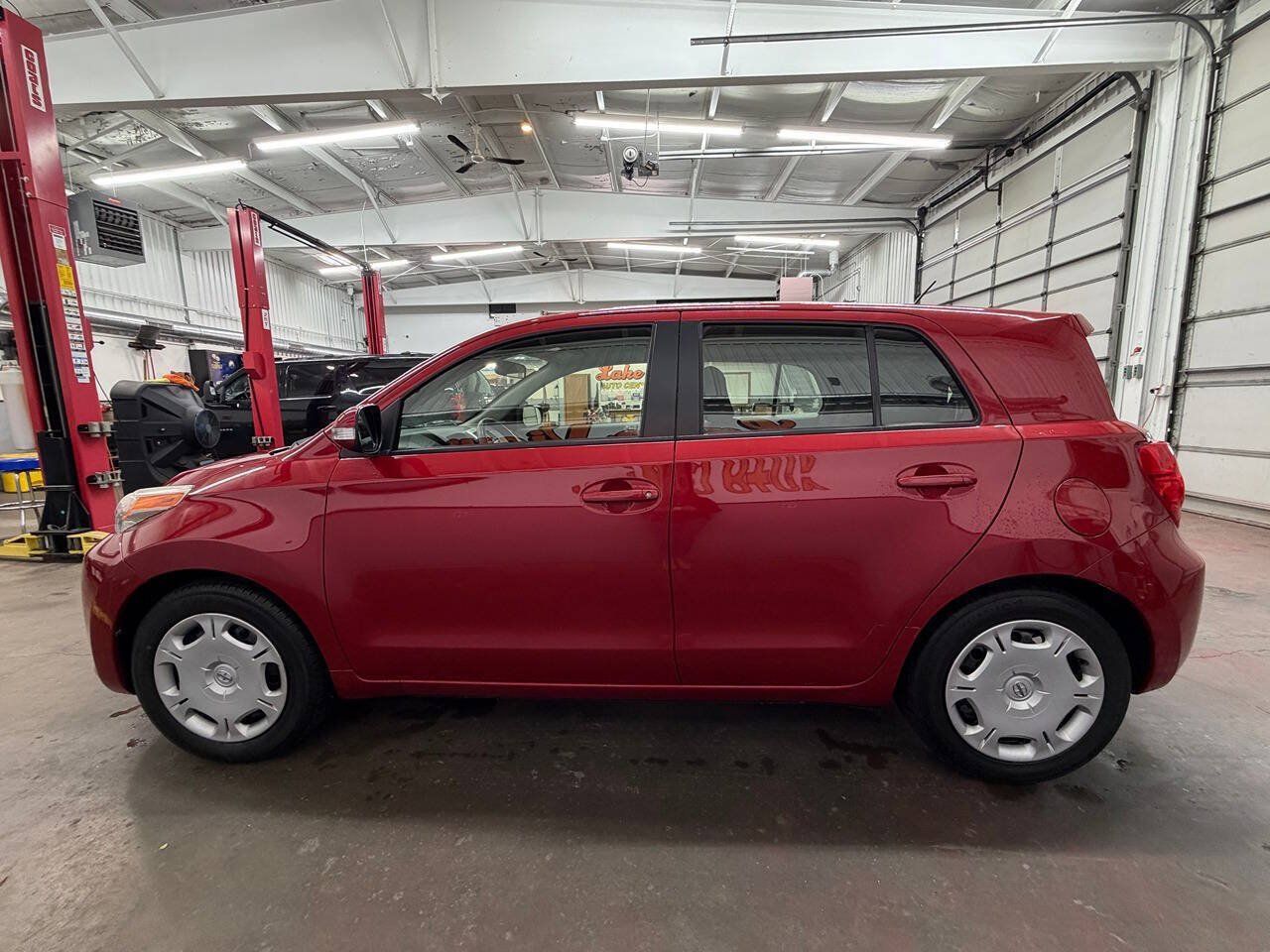 Used 2012 Scion xD FWD image 4