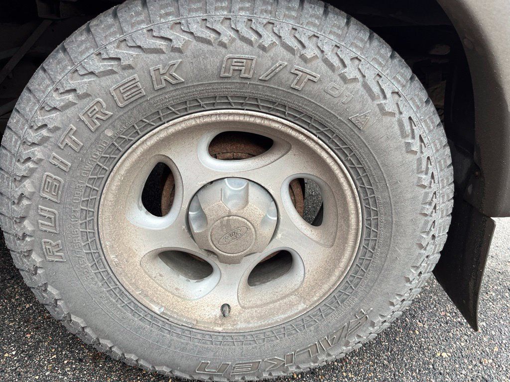 Used 2001 Ford Ranger XLT AWD/4WD image 14