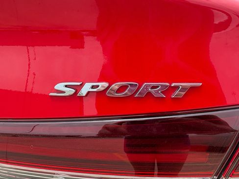 Certified 2025 Honda Civic Sport image 29