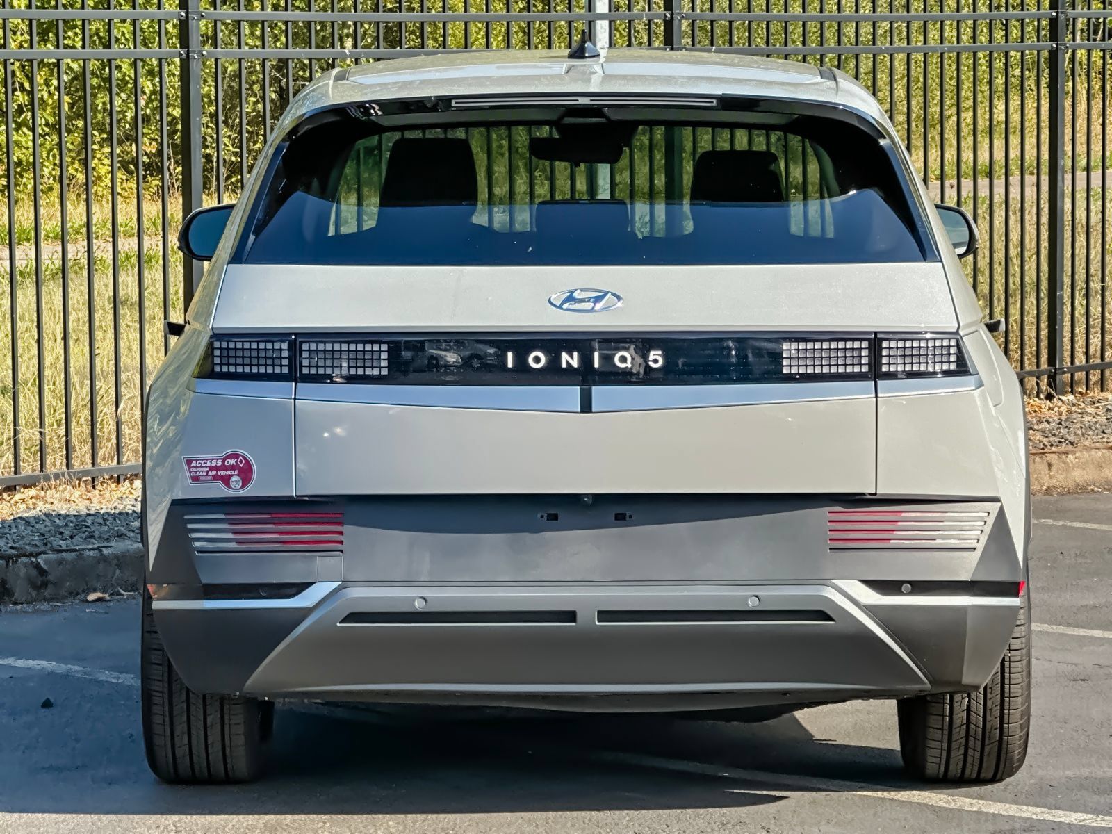 Used 2024 Hyundai Ioniq 5 SE RWD image 4