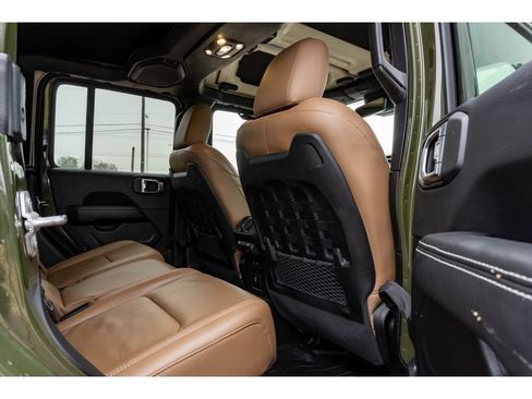 Used 2021 Jeep Gladiator Rubicon image 15