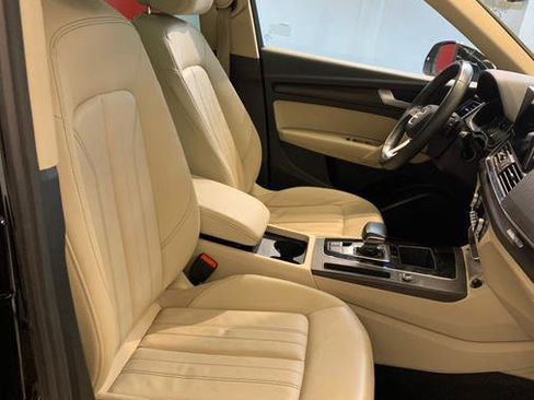 Used 2023 Audi Q5 2.0T Premium w/ Convenience Package image 54