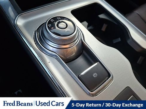 Certified 2022 Ford Edge Titanium w/ Equipment Group 301A image 21