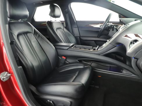 Used 2019 Lincoln MKZ Reserve w/ Reserve Plus Package FWD image 18