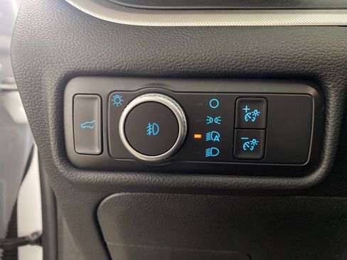 Used 2020 Ford Explorer XLT w/ Equipment Group 202A image 13